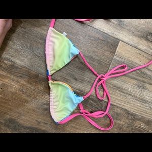 Reversible bikini top